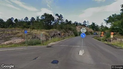 Fastighetsmarker till försäljning i Oxelösund - Bild från Google Street View
