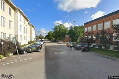 Fastighetsmarker till försäljning i Emmaboda - Bild från Google Street View