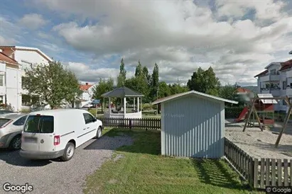 Bostadsfastigheter till försäljning i Örnsköldsvik - Bild från Google Street View