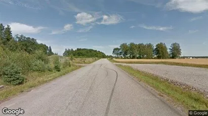 Fastighetsmarker till försäljning i Götene - Bild från Google Street View