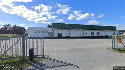 Lagerlokaler till försäljning i Järfälla - Bild från Google Street View
