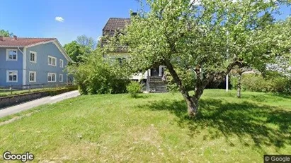 Bostadsfastigheter till försäljning i Mark - Bild från Google Street View