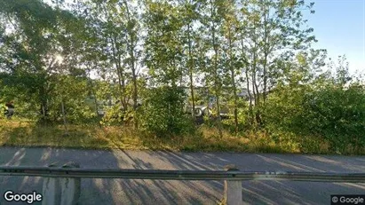 Fastighetsmarker till försäljning i Varberg - Bild från Google Street View