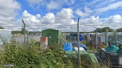 Industrilokaler till försäljning i Upplands-Bro - Bild från Google Street View