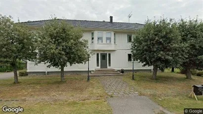 Bostadsfastigheter till försäljning i Mönsterås - Bild från Google Street View