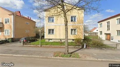 Bostadsfastigheter till försäljning i Örebro - Bild från Google Street View