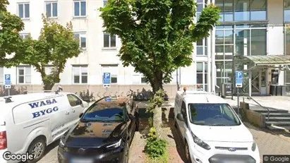Affärslokaler till försäljning i Lundby - Bild från Google Street View