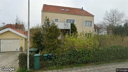 Bostadsfastigheter till försäljning i Ystad - Bild från Google Street View