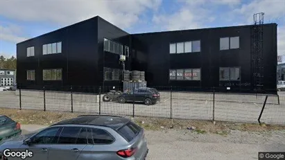 Industrilokaler till försäljning i Huddinge - Bild från Google Street View