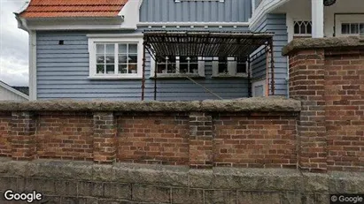 Affärslokaler till försäljning i Lysekil - Bild från Google Street View
