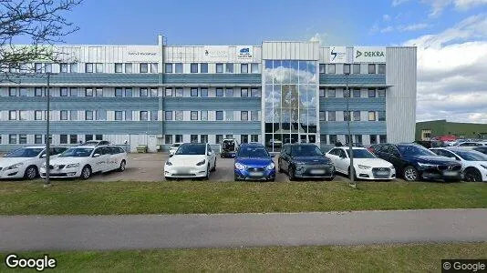 Industrilokaler till försäljning i Halmstad - Bild från Google Street View