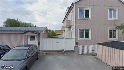 Bostadsfastigheter till försäljning i Gotland - Bild från Google Street View Bostadsfastigheter till försäljning i Gotland - Bild från Google Street View