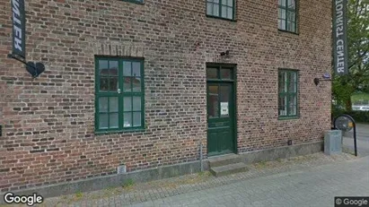 Kontorslokaler till försäljning i Halmstad - Bild från Google Street View Kontorslokaler till försäljning i Halmstad - Bild från Google Street View