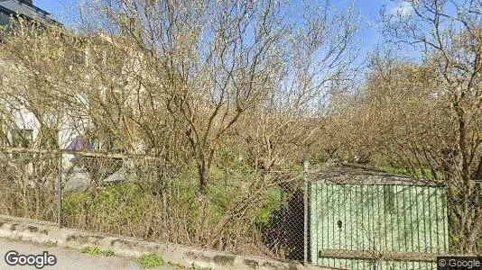 Bostadsfastigheter till försäljning i Solna - Bild från Google Street View