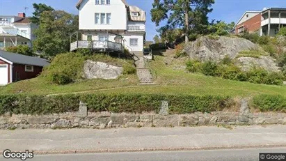 Bostadsfastigheter till försäljning i Nynäshamn - Bild från Google Street View