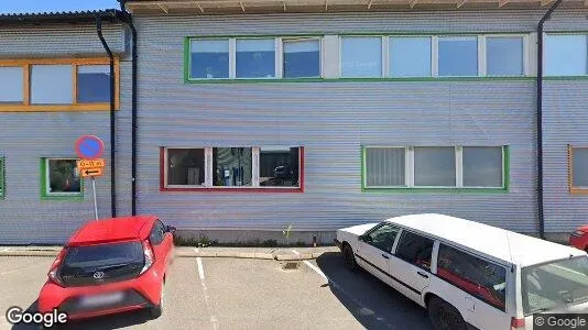 Industrilokaler till försäljning i Lundby - Bild från Google Street View