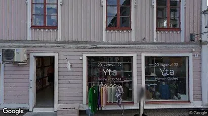 Bostadsfastigheter till försäljning i Hjo - Bild från Google Street View