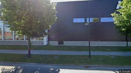 Affärslokaler till försäljning i Huddinge - Bild från Google Street View