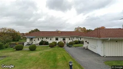 Bostadsfastigheter till försäljning i Kungsbacka - Bild från Google Street View