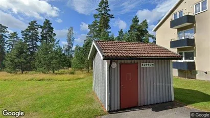Bostadsfastigheter till försäljning i Laxå - Bild från Google Street View