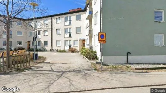 Lagerlokaler att hyra i Upplands Väsby - Bild från Google Street View