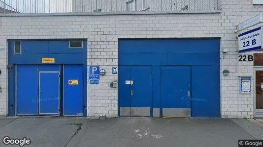 Lagerlokaler att hyra i Upplands Väsby - Bild från Google Street View