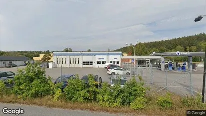 Lagerlokaler till försäljning i Valdemarsvik - Bild från Google Street View