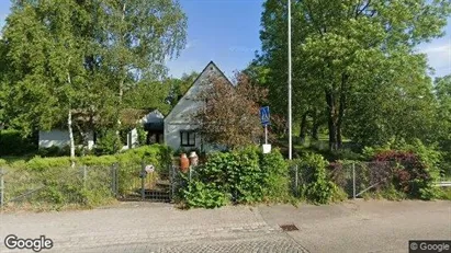 Affärslokaler till försäljning i Ängelholm - Bild från Google Street View
