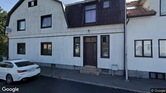 Bostadsfastigheter till försäljning i Falkenberg - Bild från Google Street View
