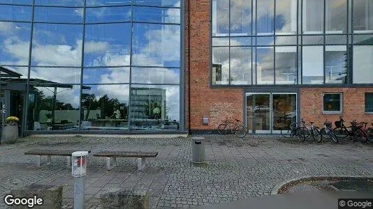 Industrilokaler att hyra i Trollhättan - Bild från Google Street View