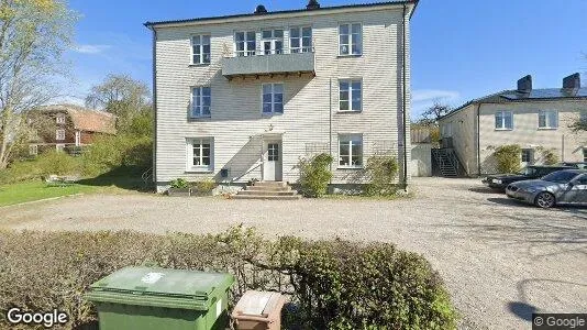 Affärslokaler till försäljning i Nyköping - Bild från Google Street View