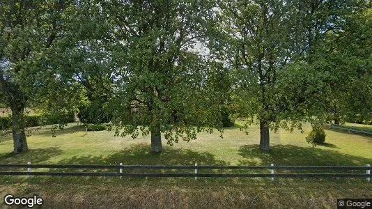 Affärslokaler till försäljning i Vara - Bild från Google Street View