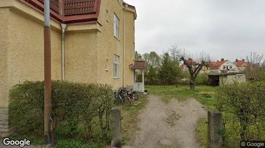 Bostadsfastigheter till försäljning i Örebro - Bild från Google Street View