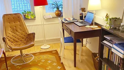 Ljus och fin lokal med 3 st kontors-/samtals-/behandlingsrum vid Mårtenstorget i centrala Lund
