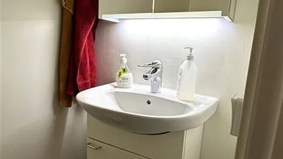 Fantastiskt beläget kontor i hjärtat av Gamla stan i Stockholm, med utsikt samt högt i tak