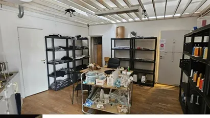 Lager/kontor på ca 106 m2 - fiber ingår.