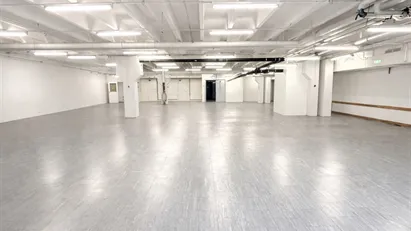 L A G E R L O K A L ! ! !