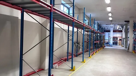 Lagerlokaler att hyra i Sollentuna - foto 4
