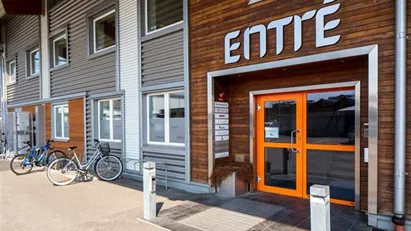 Kontorsutrymmen i Norrmalm - lokaler med härligt ljusinsläpp och parkering!