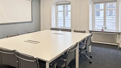 Träffas, arbeta och samarbeta i vårt professionella kontorshotell i Regus MALMO, Central