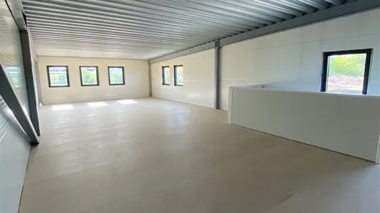 Industrilokaler att hyra i Upplands Väsby - foto 3