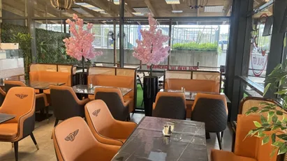 Restaurang till salu i Huddinge, Kungens Kurva