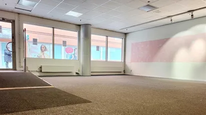 Butikslokal med toppläge i Märsta Centrum
