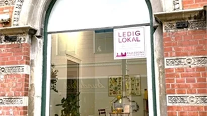 Mysig liten butik i äldre charmig byggnad med Lunds bästa läge! Här får din verksamhet många goda grannar längs en av...