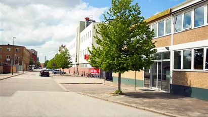 Nybyggt kontor samt butiksyta som kan byggas om efter behov i centrala Malmö.