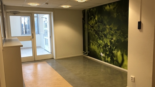 704 m2 kontor i Örebro att hyra