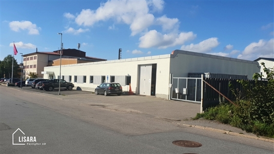 14 - 180 m2 kontor i Täby att hyra