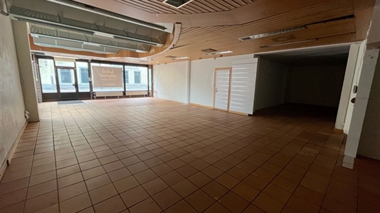 191 m2 butik, kontor i Nyköping att hyra