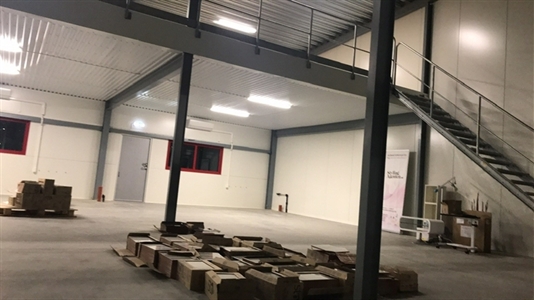 400 m2 kontor, lager, produktion i Härryda att hyra