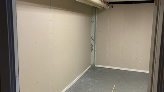 15 m2 lager i Borås att hyra